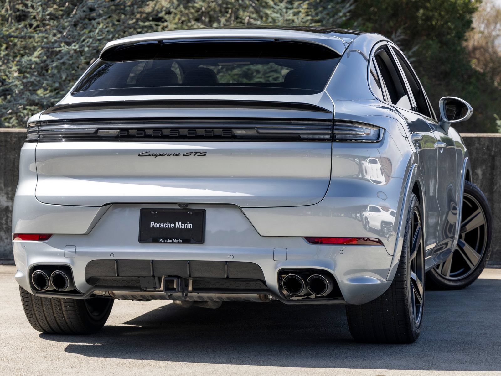 Certified 2025 Porsche Cayenne GTS AWD/4WD image 11