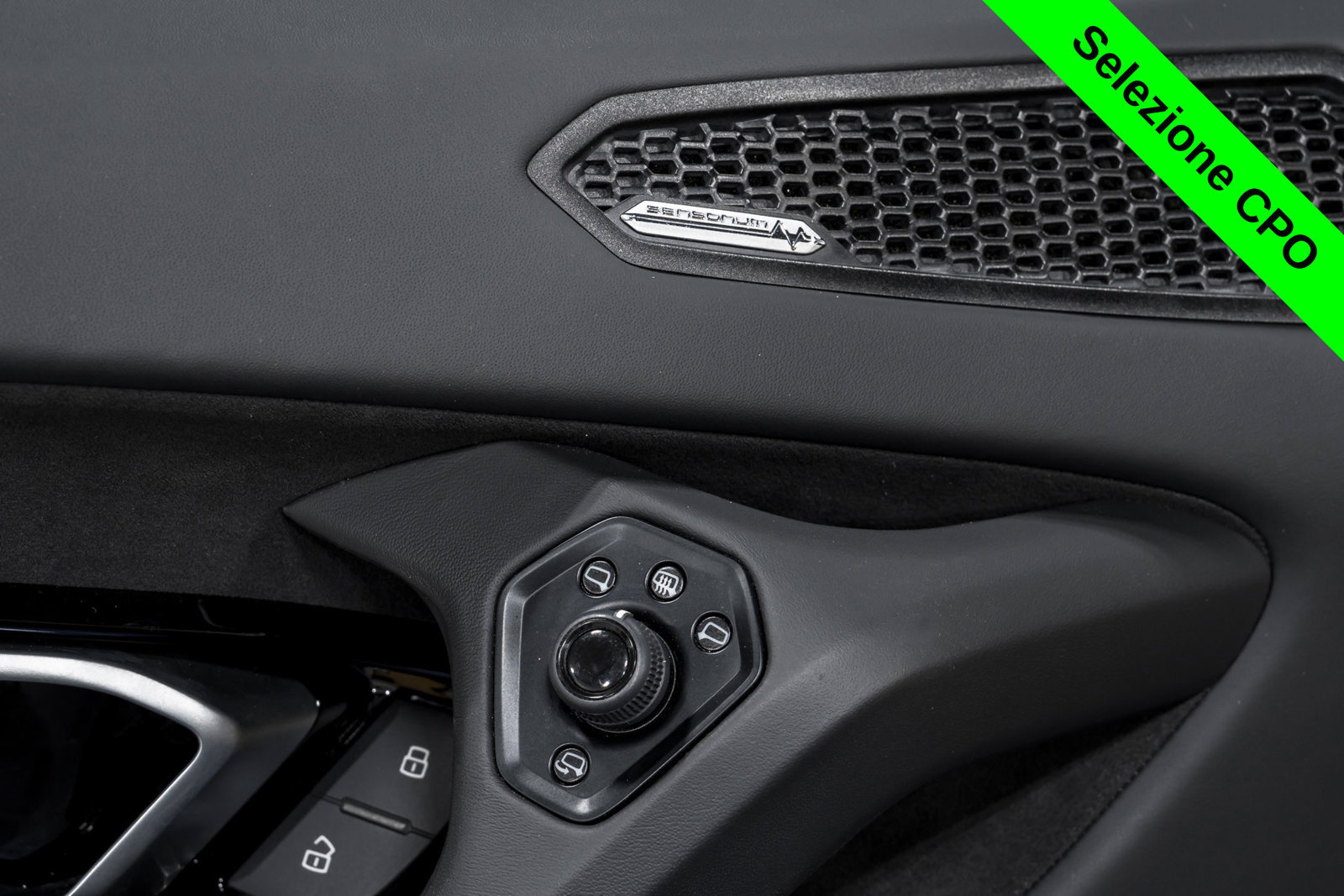 Used 2023 Lamborghini Huracan EVO AWD/4WD image 10