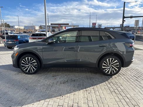 New 2026 Volkswagen ID.4 Pro image 2