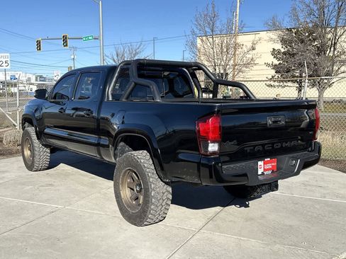 Used 2023 Toyota Tacoma SR5 image 5