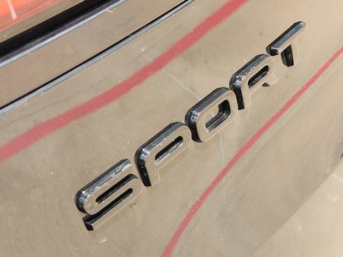 New 2026 Land Rover Range Rover Sport Dynamic SE image 8