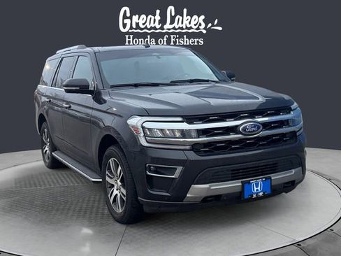 Used 2022 Ford Expedition Limited image 7