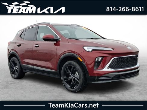 Used 2025 Buick Encore GX Sport Touring image 1