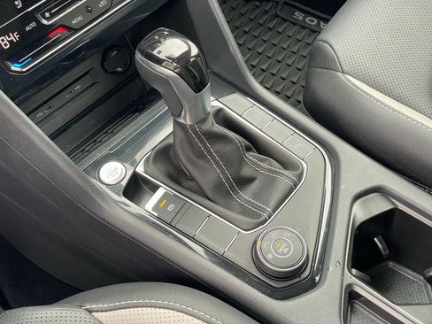 Certified 2025 Volkswagen Taos SEL w/ Black Wheel Plus Package image 22