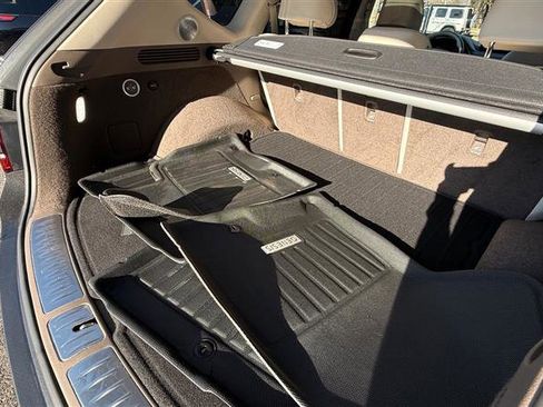 Used 2024 Genesis GV80 3.5T w/ Prestige Package image 33