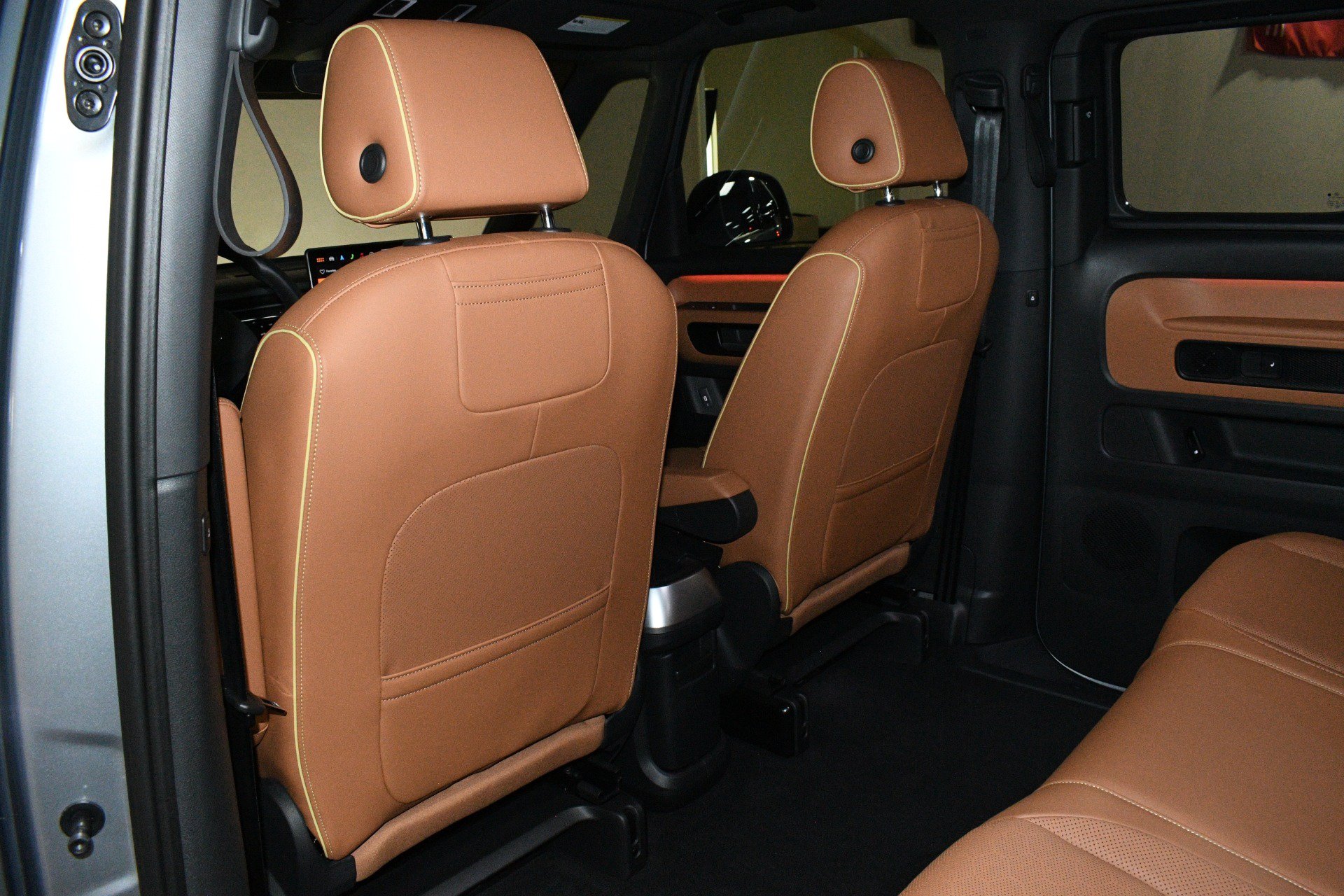 Used 2025 Volkswagen ID. Buzz Pro S RWD image 15