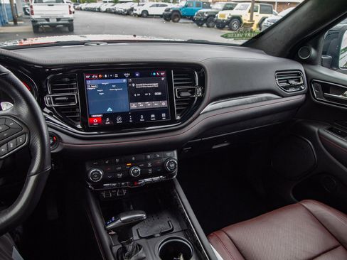 Used 2025 Dodge Durango R/T AWD/4WD image 10
