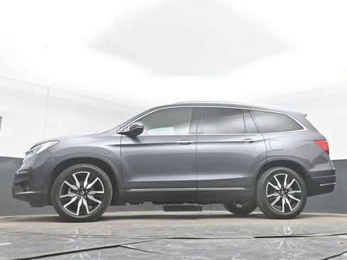 Used 2019 Honda Pilot Touring image 32