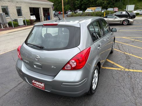 Used 2008 Nissan Versa Hatchback FWD image 10