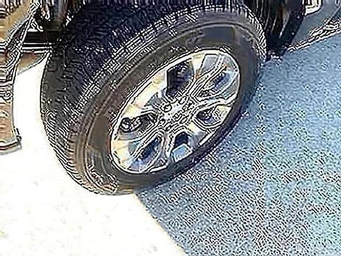 Used 2022 Ford F150 Platinum w/ Equipment Group 701A High AWD/4WD image 11