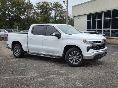 Used 2025 Chevrolet Silverado 1500 LT w/ All Star Edition Plus image 2