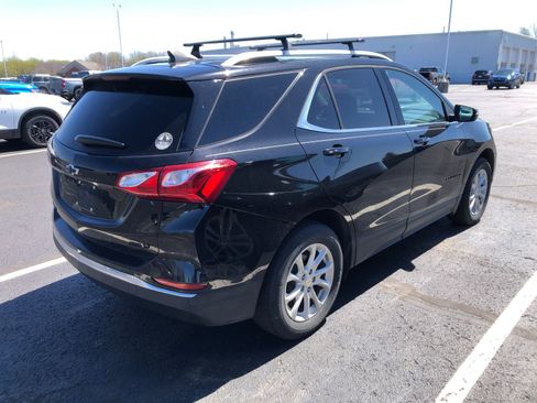 Used 2019 Chevrolet Equinox LT w/ Sun & Navigation Package image 4