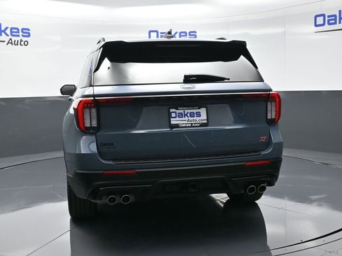 Used 2025 Ford Explorer ST w/ Sun And Sound Package image 7