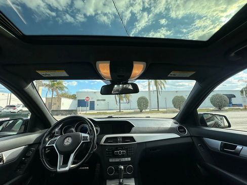 Used 2012 Mercedes-Benz C 250 Sedan image 15