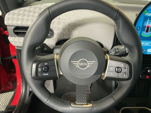 Certified 2025 MINI Cooper S image 14