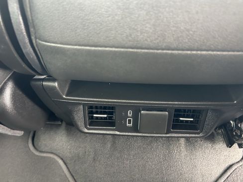 Certified 2025 GMC Sierra 1500 SLT RWD image 14