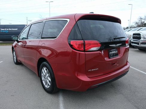 New 2026 Chrysler Voyager LX image 10