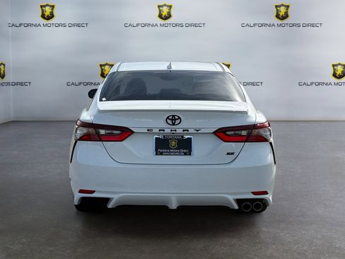 Used 2023 Toyota Camry SE w/ Convenience Package FWD image 4