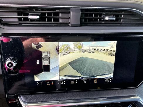 Used 2025 GMC Sierra 1500 Denali AWD/4WD image 29