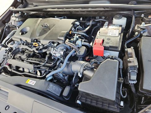 Used 2023 Toyota Camry XSE image 18