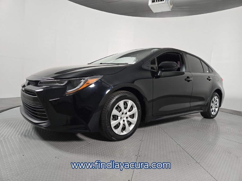 Used 2024 Toyota Corolla LE FWD image 2