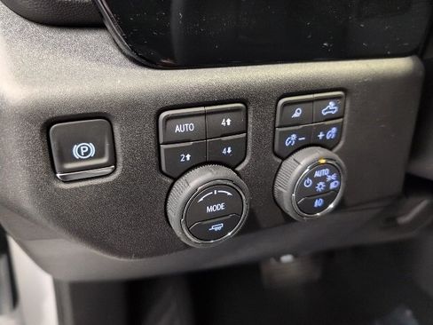 New 2026 Chevrolet Silverado 1500 RST w/ Dark Appearance Package image 21