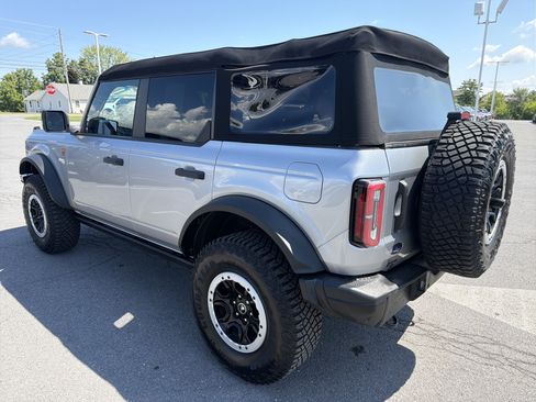 Used 2024 Ford Bronco Badlands AWD/4WD image 6
