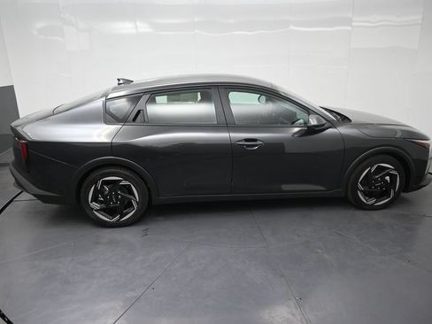 New 2026 Kia K4 EX FWD image 11