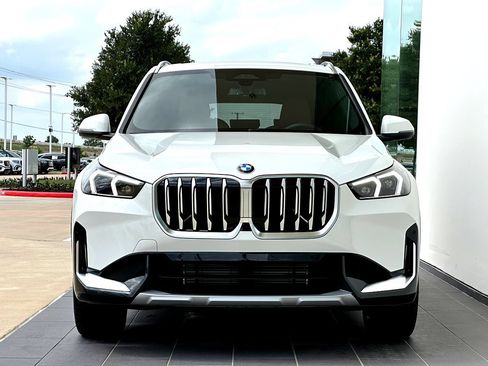 New 2026 BMW X1 xDrive28i w/ Technology Package AWD/4WD image 5