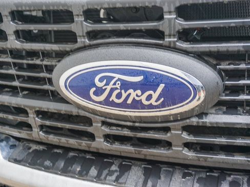 New 2024 Ford F250 XL w/ XL Chrome Package image 4