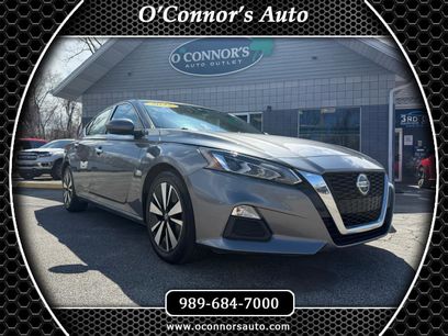 Used 2022 Nissan Altima 2.5 SV