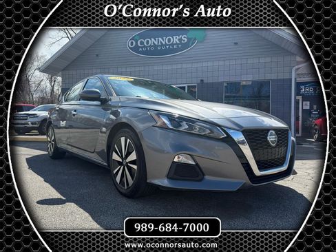 Used 2022 Nissan Altima 2.5 SV image 1