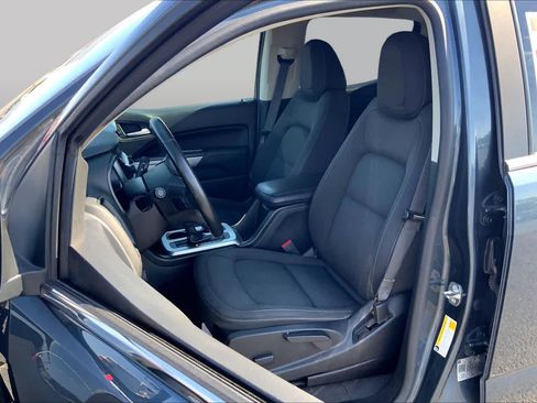 Used 2019 Chevrolet Colorado LT w/ LT Convenience Package RWD image 8