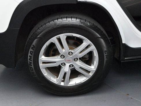 Used 2020 GMC Terrain SLE w/ Driver Convenience Package AWD/4WD image 32