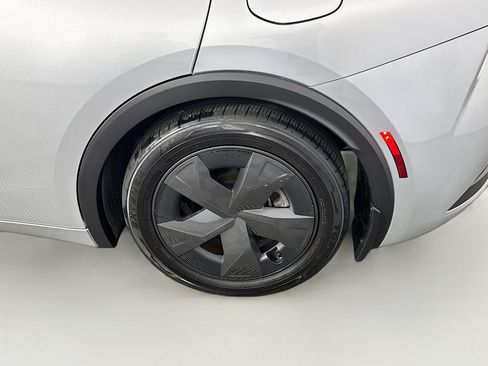 Certified 2024 Toyota Prius Prime FWD image 16