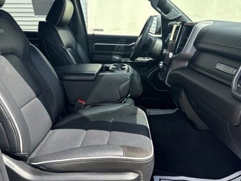 Used 2025 RAM 1500 Laramie AWD/4WD image 16