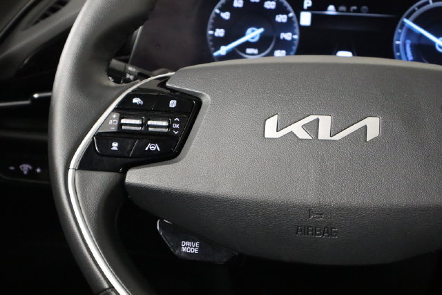 Certified 2023 Kia Niro Wave FWD image 8