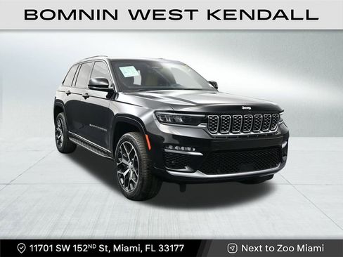 Used 2023 Jeep Grand Cherokee Summit image 7