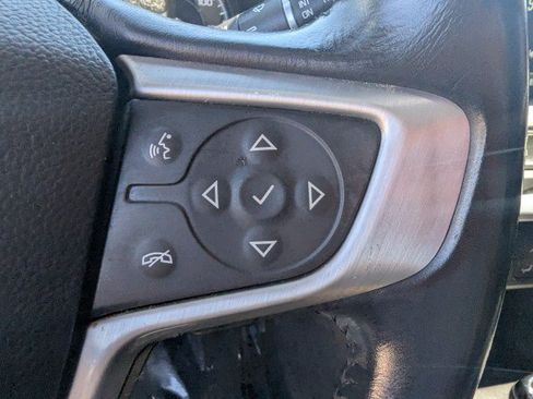 Used 2018 GMC Acadia SLE AWD/4WD image 14