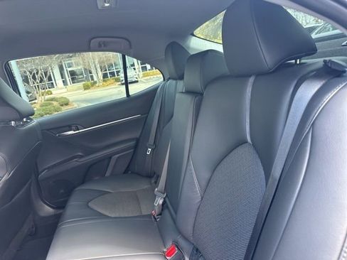 Used 2023 Toyota Camry XLE image 18