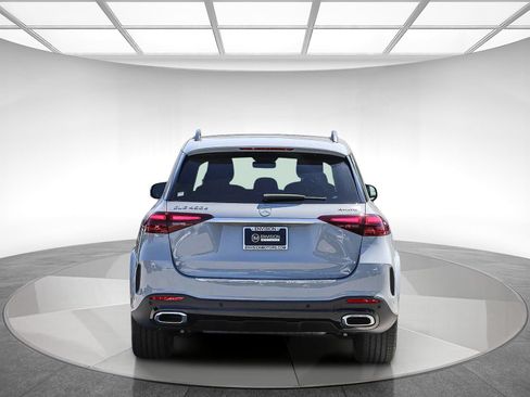 New 2026 Mercedes-Benz GLE 450e 4MATIC image 3
