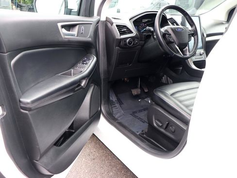 Used 2023 Ford Edge SEL AWD/4WD image 10