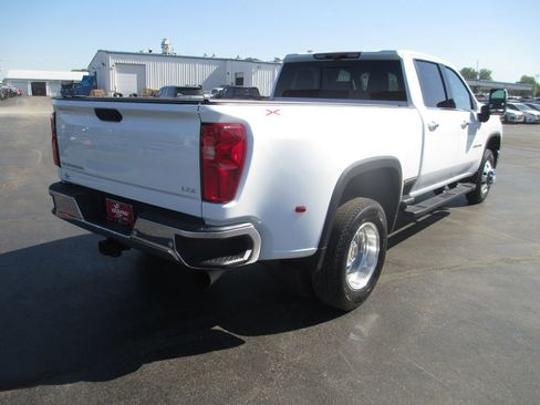 Used 2024 Chevrolet Silverado 3500 LTZ w/ LTZ Convenience Package AWD/4WD image 6