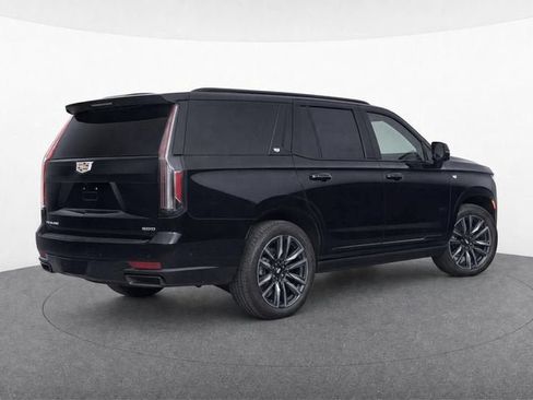 Used 2024 Cadillac Escalade Sport Platinum w/ Heavy-Duty Trailer Package AWD/4WD image 3