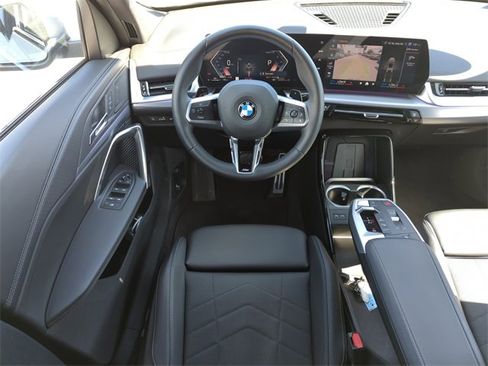 Used 2025 BMW X2 xDrive28i image 13