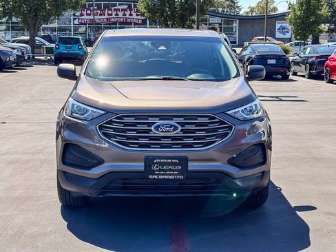Used 2019 Ford Edge SE FWD image 6