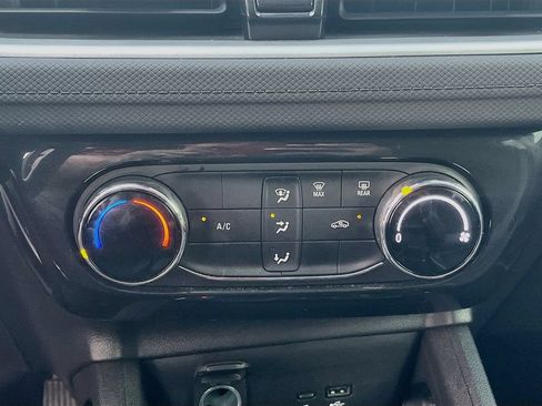 Used 2025 Chevrolet TrailBlazer LT w/ Driver Confidence Package FWD image 15