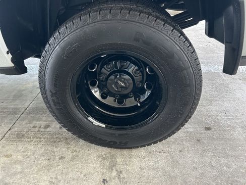 Used 2025 RAM 3500 Tradesman w/ Chrome Appearance Group image 16