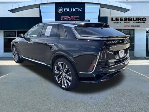 Used 2026 Cadillac Lyriq Signature Luxury w/ Nappa Leather Package AWD/4WD image 4