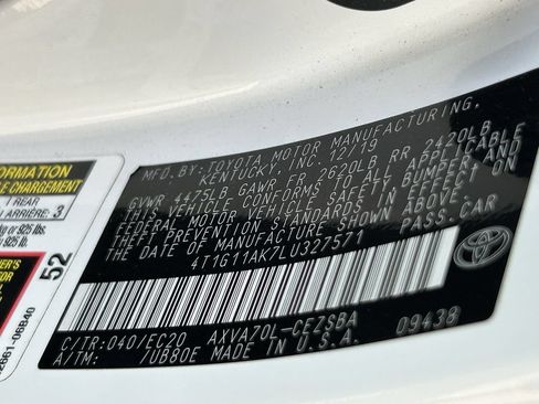 Used 2020 Toyota Camry SE FWD image 13